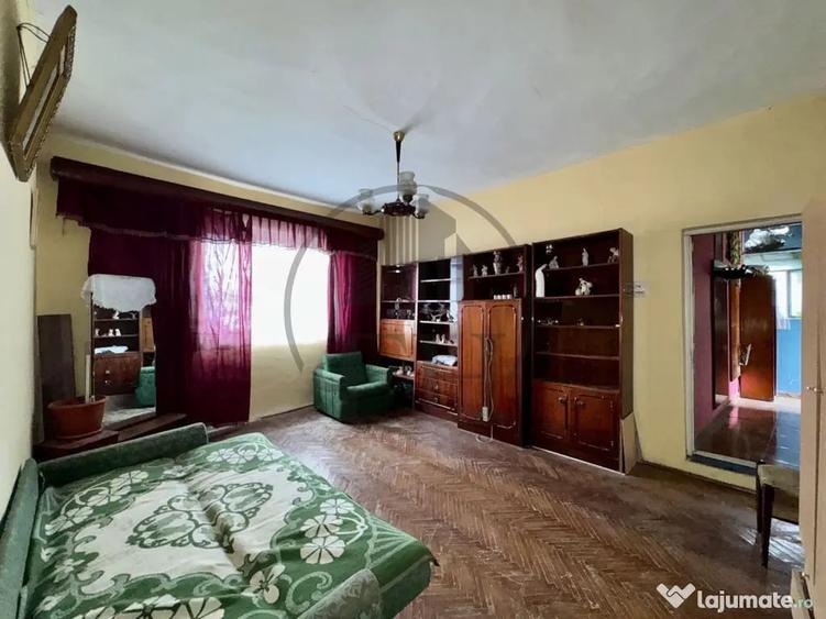 Casă cu 3 camere cu Teren 130 Mp în Brătianu