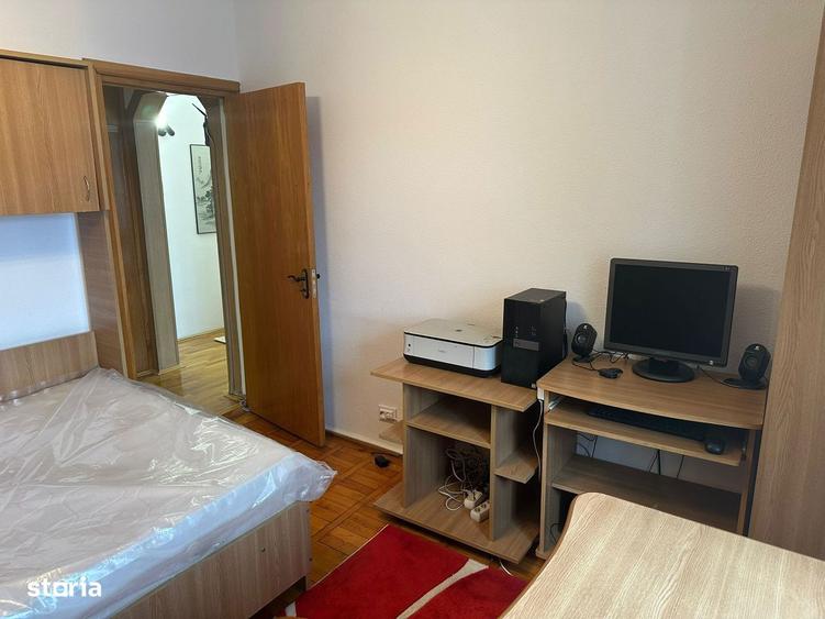 Apartament cu 3 camere decomandat în Mircea Vodă