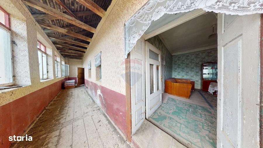 Casă cu 4 camere în Lovnic