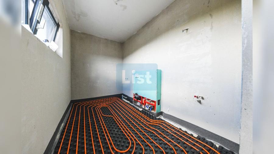 Casă cu 4 camere cu Teren 866 Mp în Feleacu