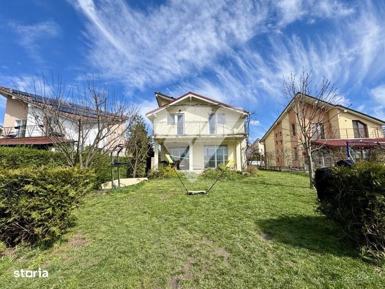 Casă cu 4 camere cu Teren 490 Mp în Vest