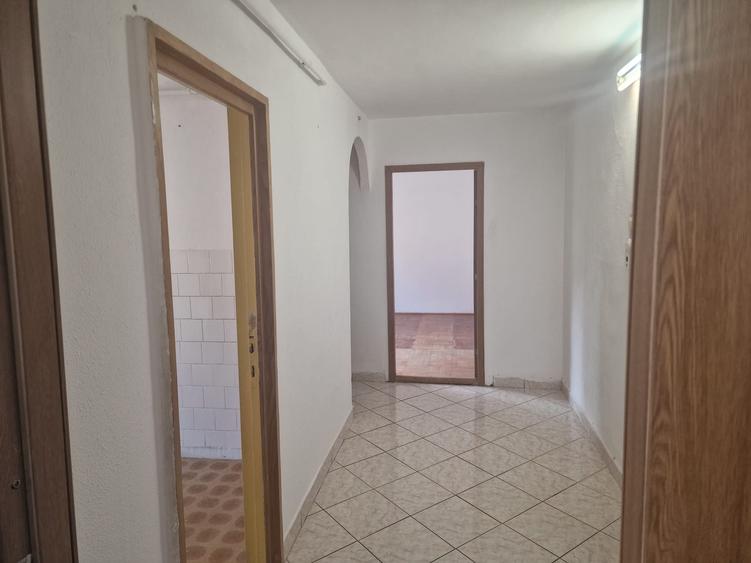 Apartament cu 2 camere decomandat în Mărăței
