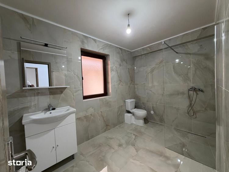 Casă cu 4 camere cu Teren 253 Mp în Central
