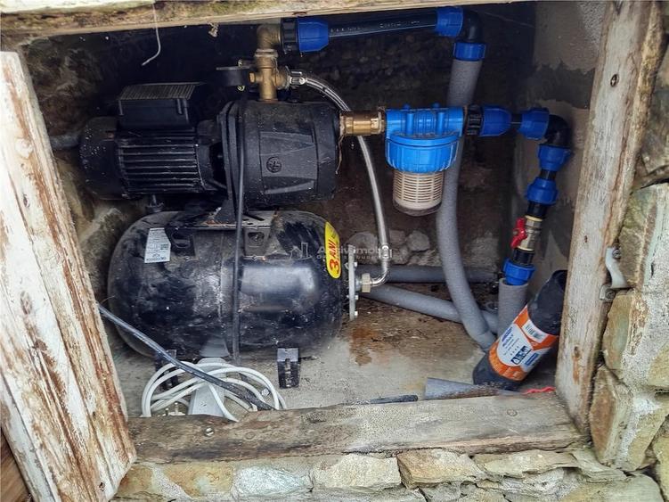 Casă cu Teren 420 Mp în Oravița