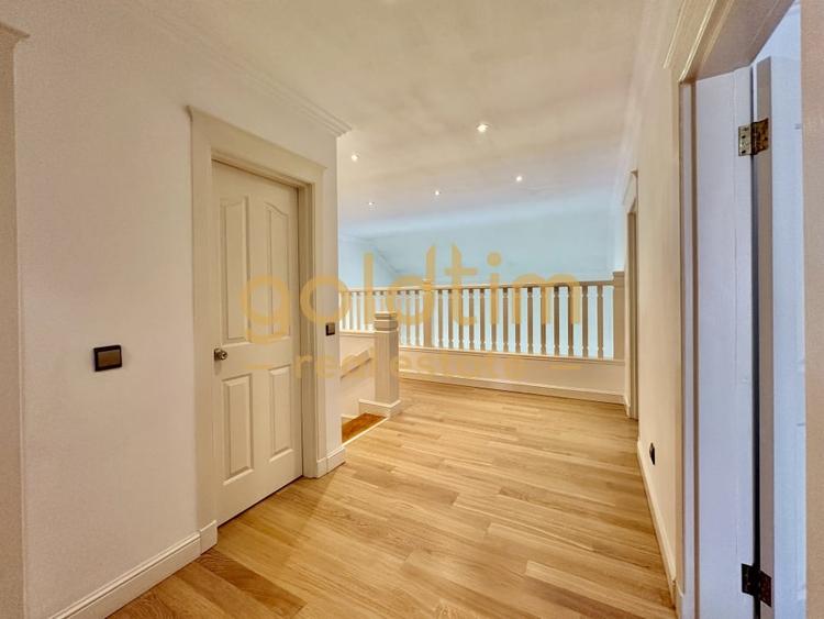 Casă individuală cu 5 camere cu Canalizare în Iancu Nicolae