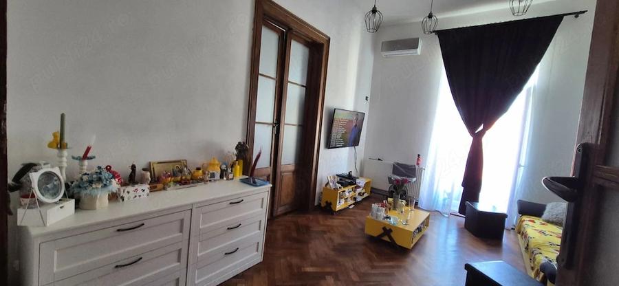 Apartament cu 2 camere semidecomandat în Ultracentral