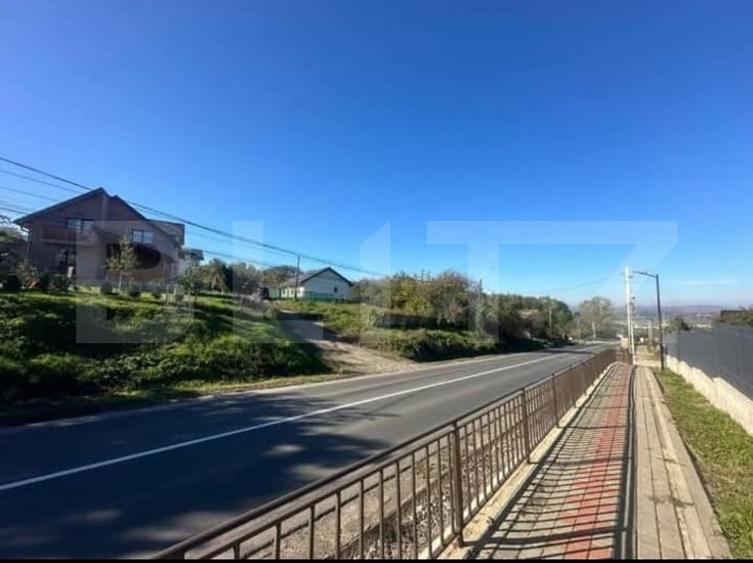 Teren Construcții intravilan de 400 mp, în Tomești