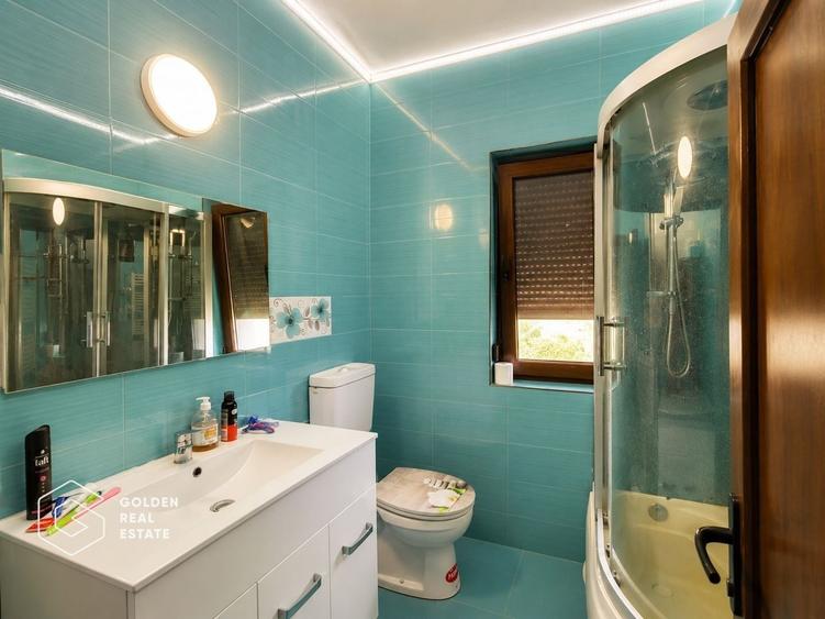 Casă individuală cu 5 camere cu Canalizare în Ususău