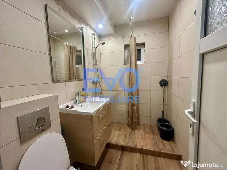 Apartament cu 3 camere decomandat în Baza 3