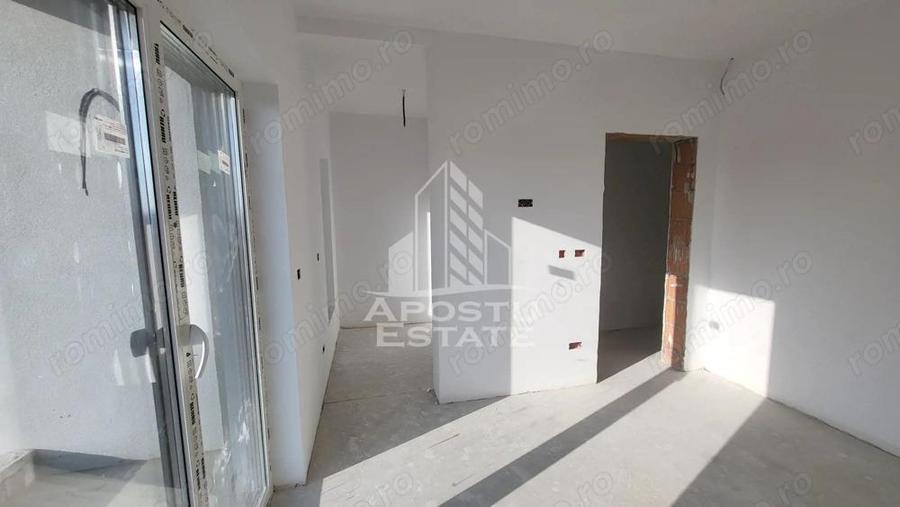 Casă cu 4 camere cu Teren 350 Mp în Giarmata