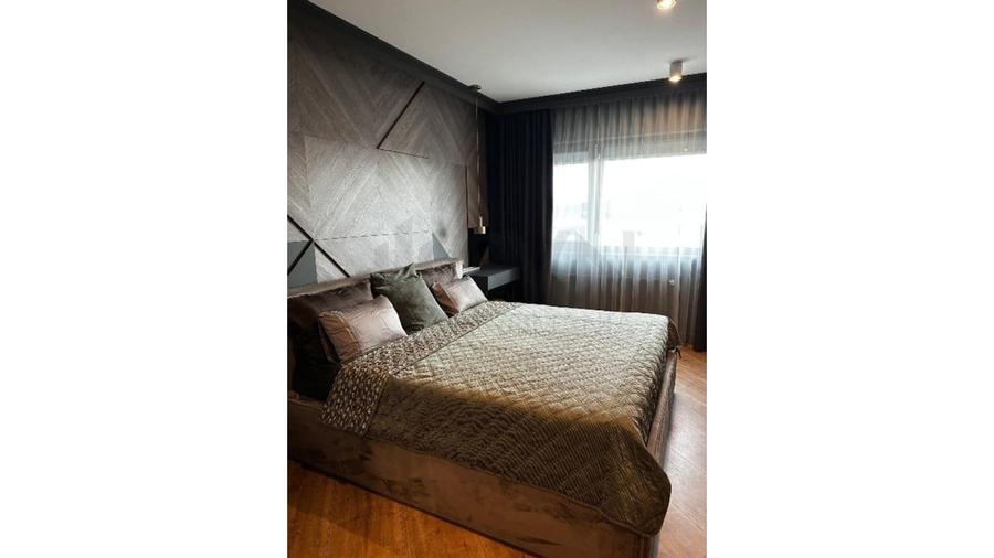 Apartament cu 3 camere decomandat, mobilat în Pipera