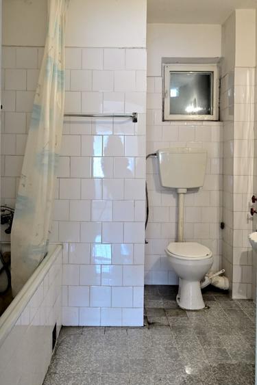 Casă individuală cu 6 camere cu Teren 586 Mp în Mogoșoaia