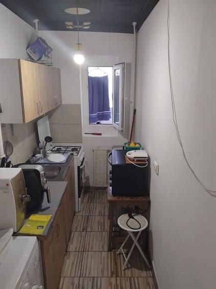 Garsonieră decomandată, mobilată în Crângași