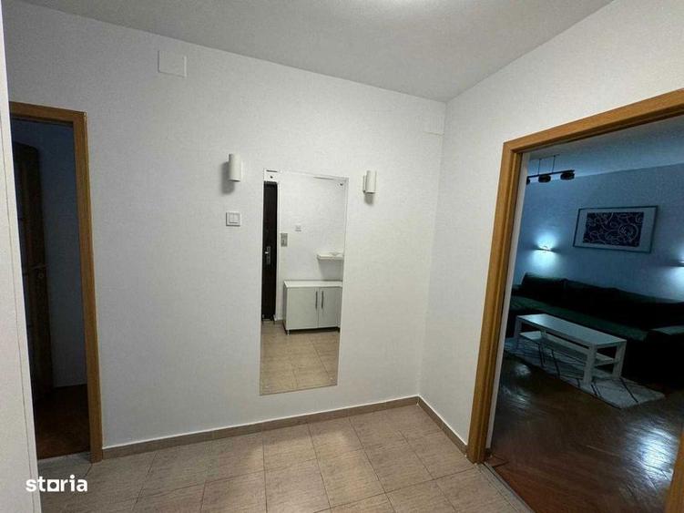 Apartament cu 2 camere decomandat, mobilat în Romană