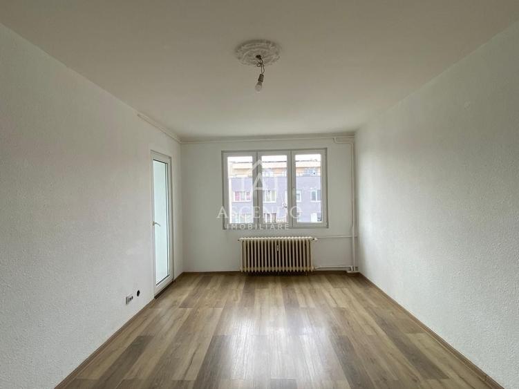Apartament cu 2 camere decomandat în 1 Decembrie 1918