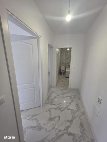 Garsonieră decomandată în Ciurea