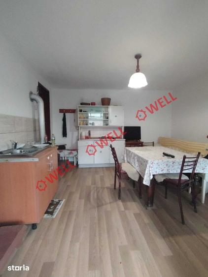 Casă cu 3 camere cu Teren 796 Mp în Malnaș