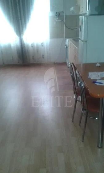 Apartament 2 camere în zona COMPLEX OASULUI - 4