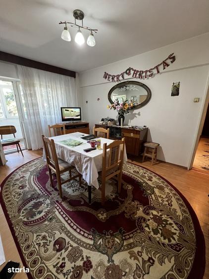 Apartament cu 3 camere în Trivale