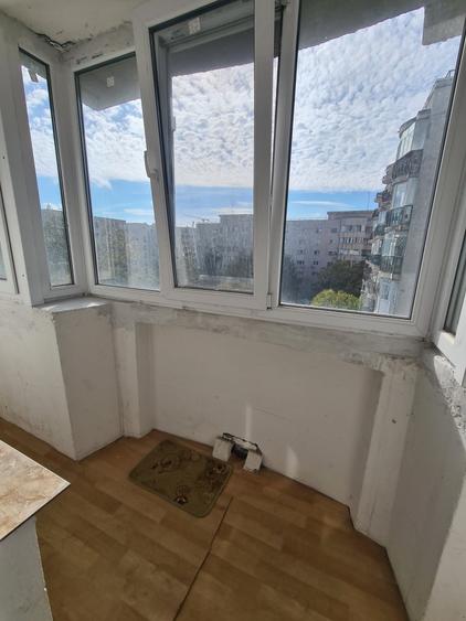 Garsonieră decomandată, mobilată în Unirii