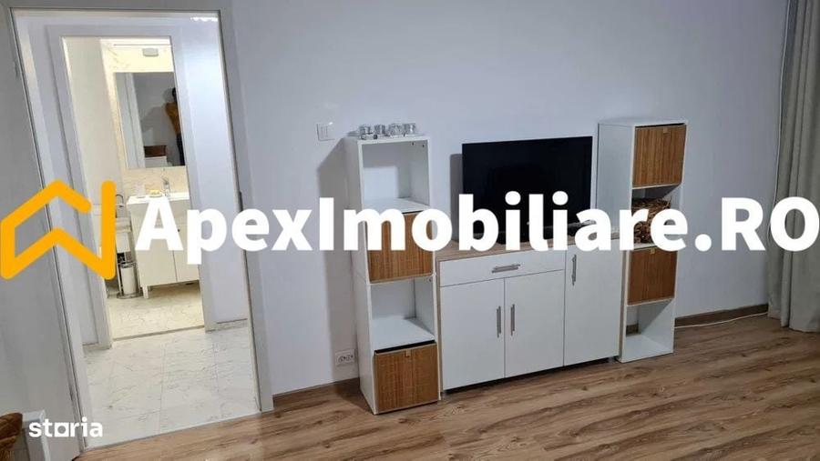 Garsonieră decomandată în Păcii