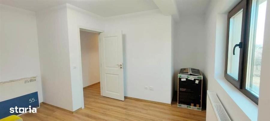 Apartament cu 3 camere în Ciurea