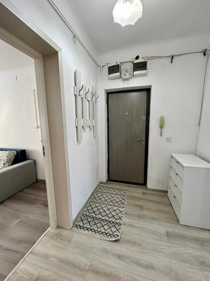 Apartament cu 2 camere semidecomandat în Ultracentral