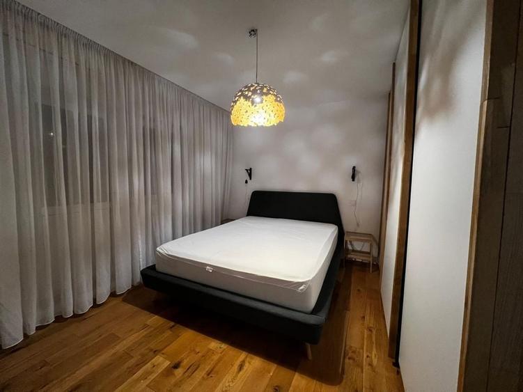 Apartament cu 3 camere decomandat în 13 Septembrie