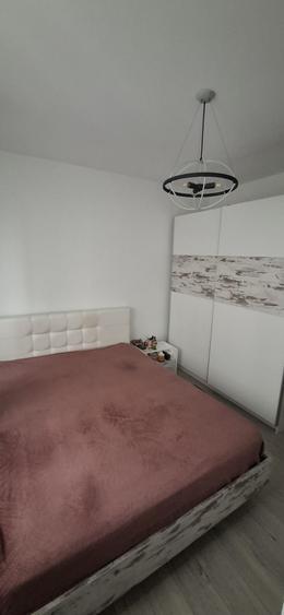 Apartament cu 3 camere decomandat în Bucium