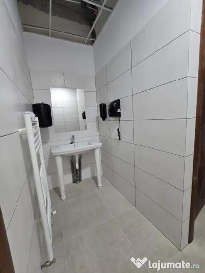 Spațiu comercial, de 173 mp, în Central