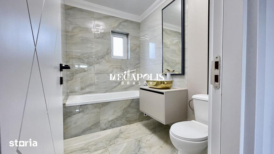 Casă cu 4 camere cu Teren 300 Mp în Central