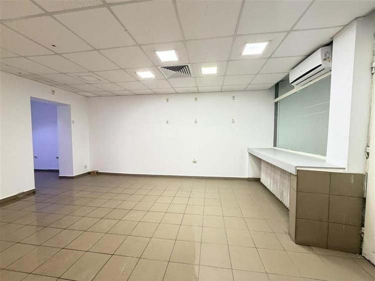 Spațiu comercial, de 45 mp, în Hipodrom 2