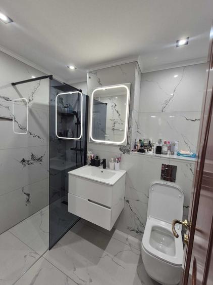 Apartament cu 3 camere decomandat în Ultracentral