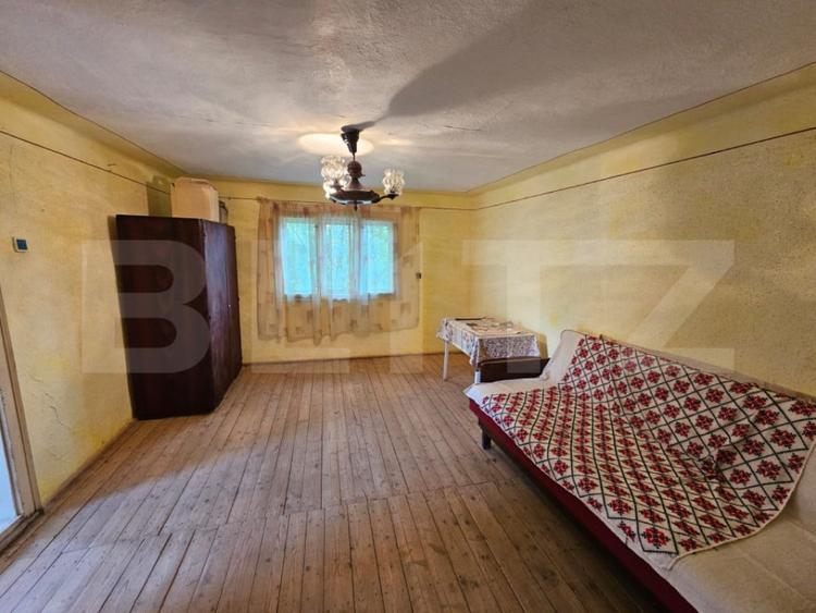 Casă cu 5 camere cu Teren 1855 Mp în Tomuțești