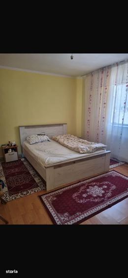 Casă cu 3 camere cu Teren 250 Mp în Central