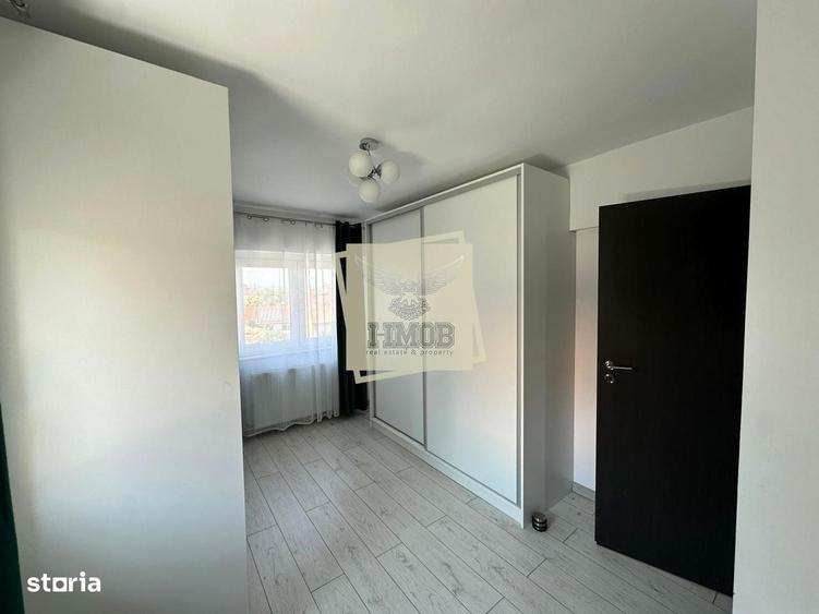 Apartament cu 4 camere decomandat în Central