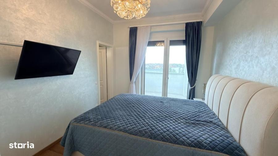 Apartament cu 3 camere decomandat în Lazaret