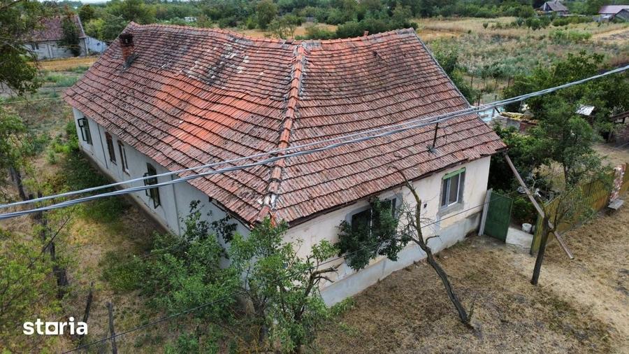 Casă cu 4 camere cu Teren 2208 Mp în Voiteg