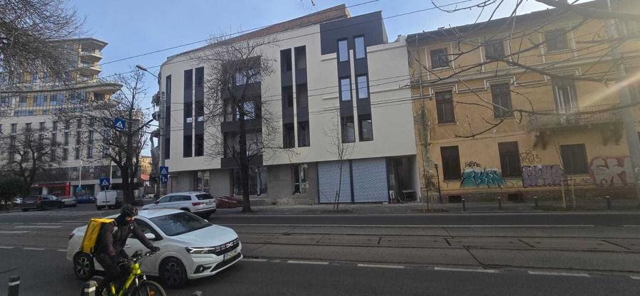 Spațiu comercial, de 500 mp, în Ferdinand