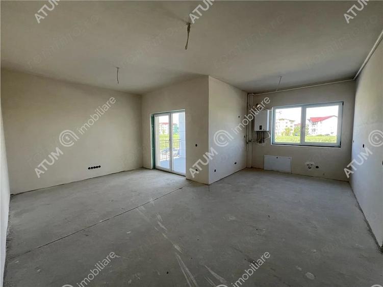 Apartament de 3 camere cu 2 bai si terasa etaj 2 zona Pictor Brana - 2