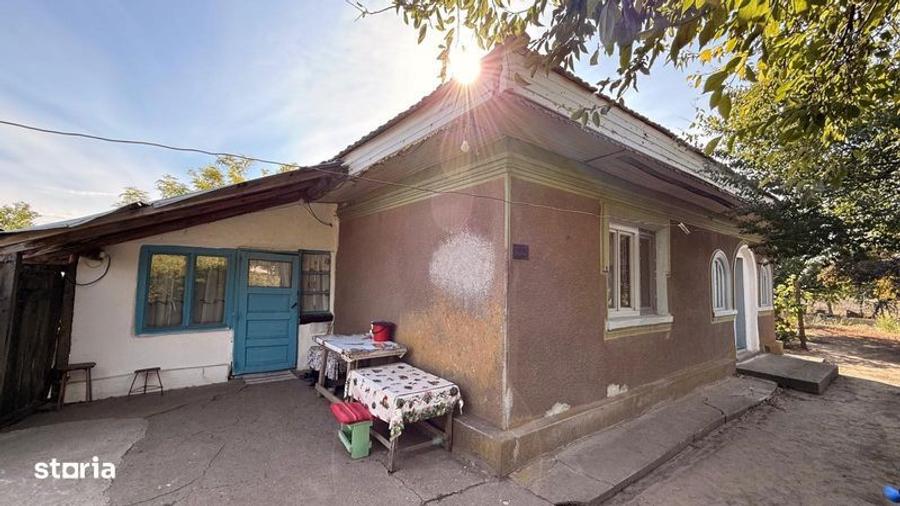 Casa si teren de vanzare - 3