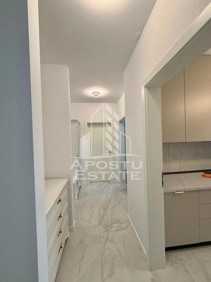 Apartament cu 2 camere semidecomandat, mobilat în Giroc