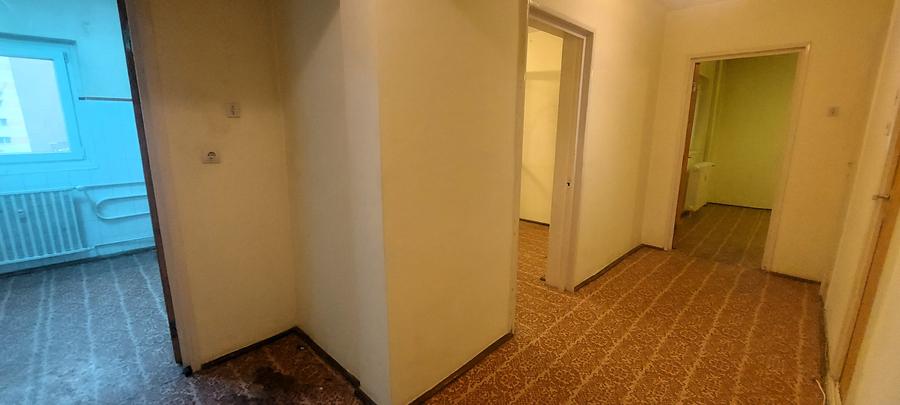 Apartament cu 2 camere decomandat în Iancului