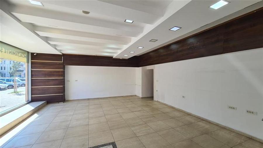 Spațiu comercial, de 100 mp, în Iosefin