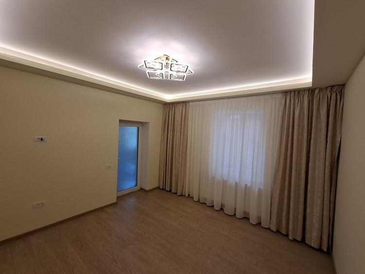 Casă individuală cu 4 camere cu Canalizare în Brătianu