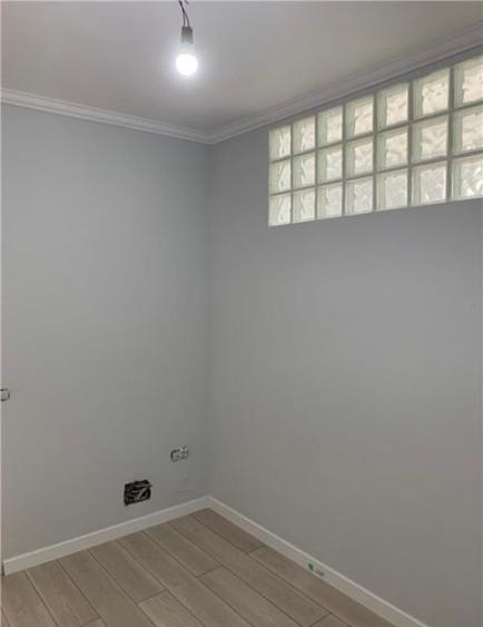 Apartament cu 4 camere decomandat în Horea