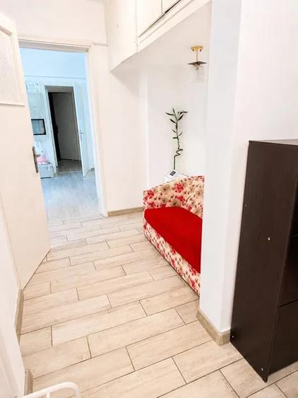Apartament cu 2 camere semidecomandat în Vatra Luminoasă