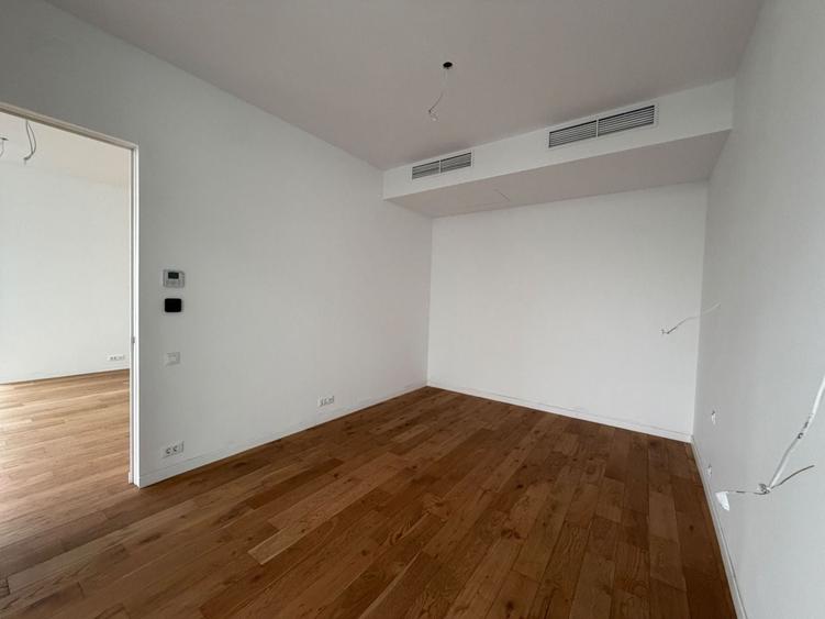 Apartament cu 4 camere în Cotroceni