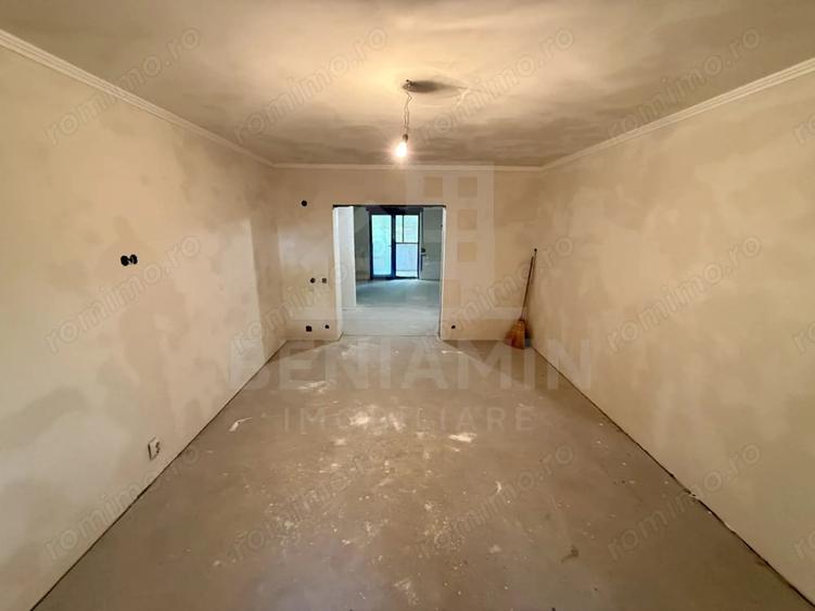 Apartament cu 3 camere decomandat în Brazda lui Novac