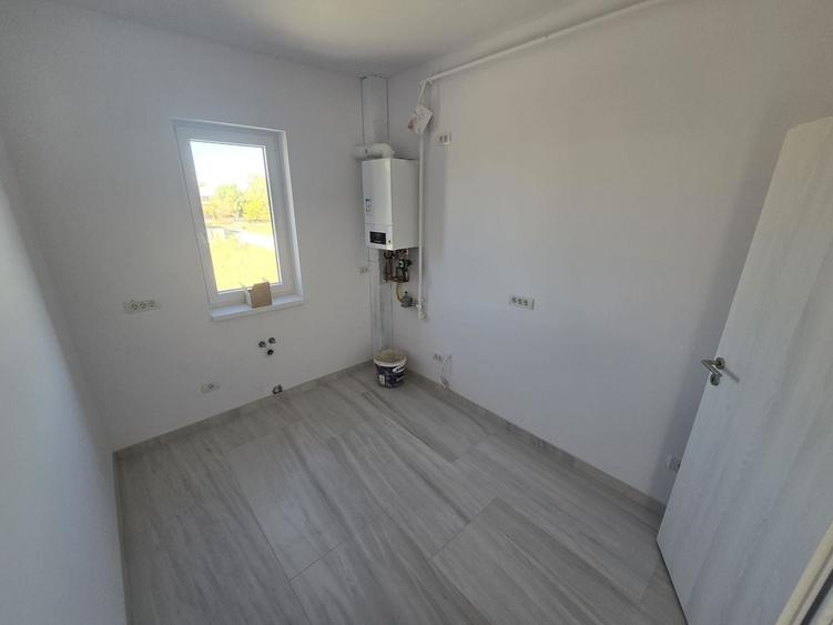Apartament cu 2 camere decomandat în Giroc